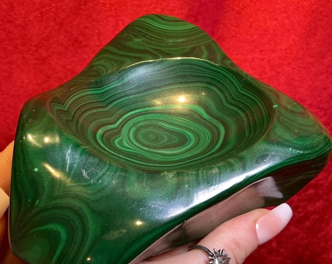 Malachite Crystal 3 Lb. 5 oz. Bowl ~ 6" Long ~ Vintage Hand Carved Jewelry Dish ~ Beautiful Green Colorful Swirling Bulls Eye Patterns