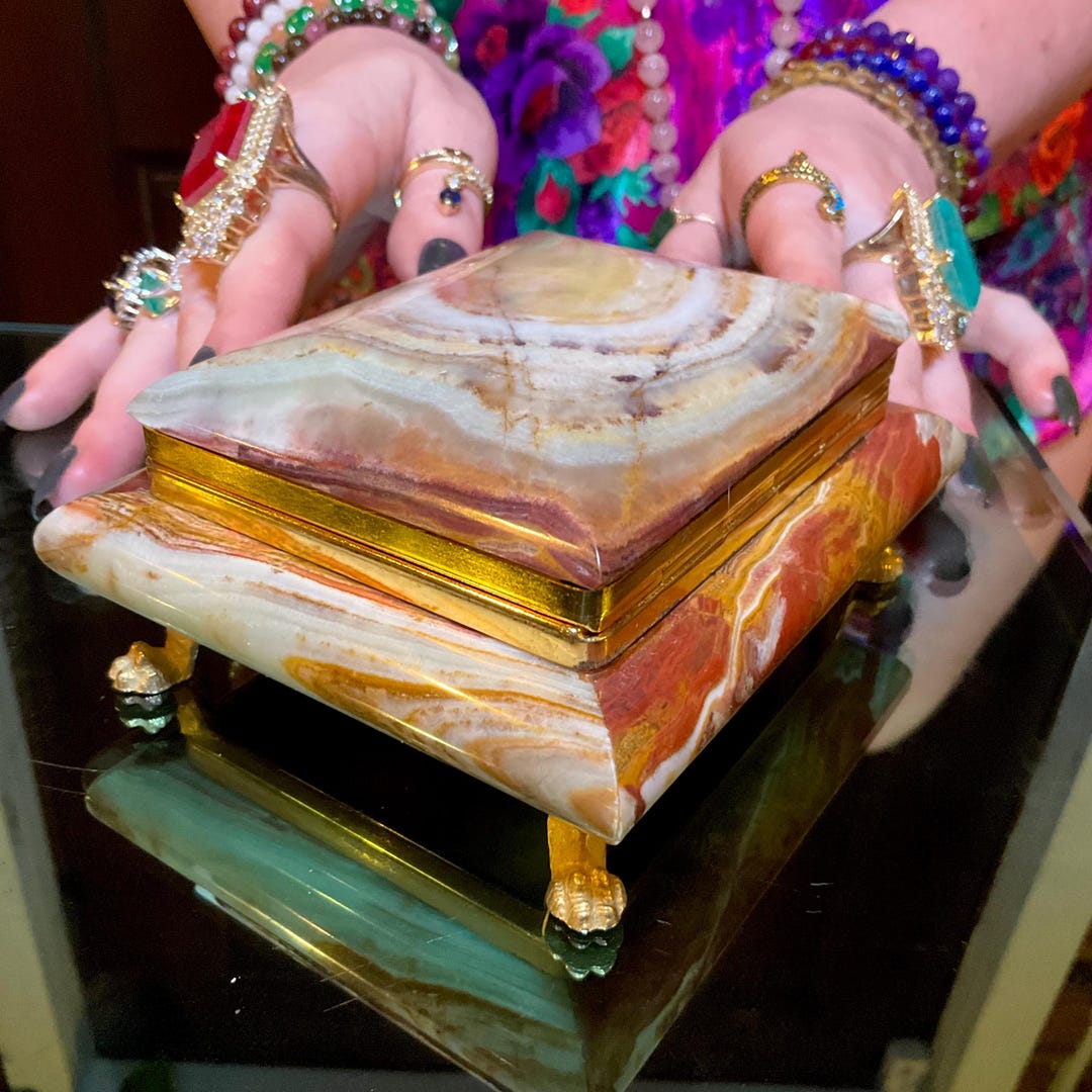 Afghan Jade Jewelry Box With Hinged Lid ~5
