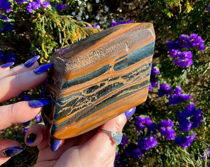 Tigers Eye Freeform Crystal ~ 1 Lb. 10 oz.  ~ 4" Long ~ Sparkling Polished Golden-Red-Brown Black Colors ~ Reiki, Altar Stone, Display