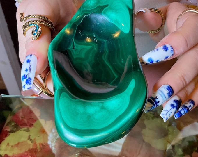 Malachite Crystal Bowl ~ 13 oz. ~ 4 1/2" Long ~ Vintage Charging Dish ~ Green Mineral Specimen ~ Swirling Bulls Eye Patterns