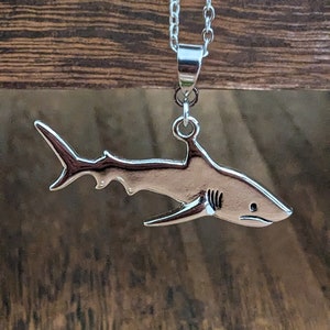 20&quot; Stainless Steel Necklace with Shark Pendant