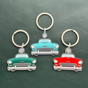 Brelok akrylowy Chevy Bel Air z 1955 r.