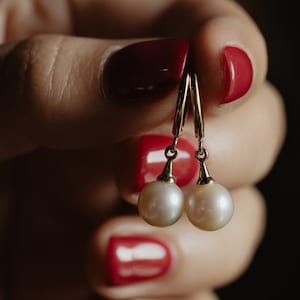 Kate Middleton Pearl Earrings, Vintage Pearl Earrings 14k, Gold Pearl Earrings, Anniversary Gift Idea, Classical Earrings