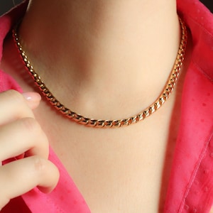 Gourmette vintage : or massif 18 carats, collier de 17 pouces