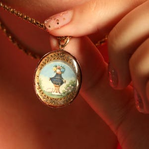 Antique Locket, Floral Painting Pendant, Verre Eglomise Miniature Pendant, Collectible Jewelry