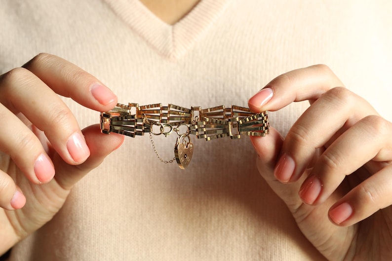 Padlock Bracelet: Vintage Fancy Link Chain Bracelet with Heart Padlock
