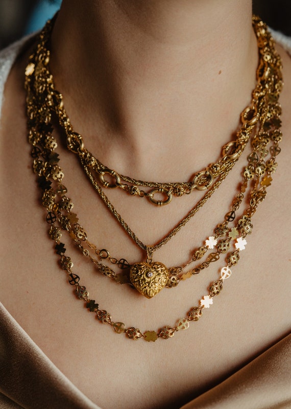 Layering Necklaces | Stack Gold & Silver Necklaces | Pandora NZ