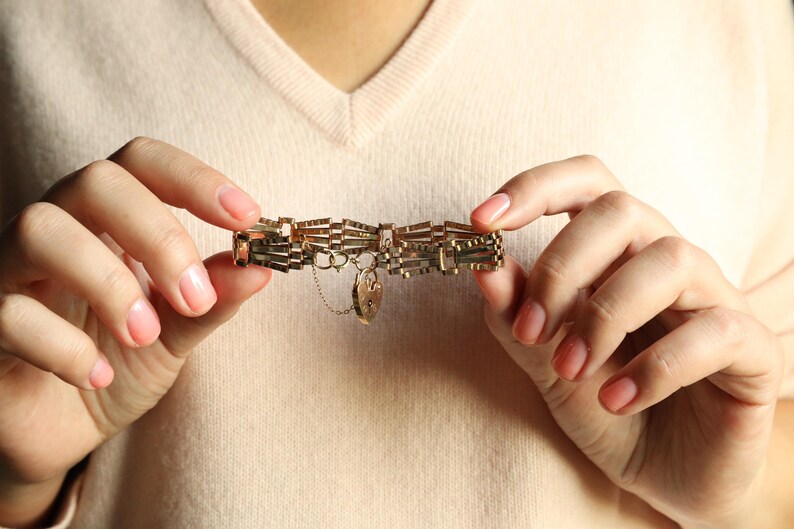 Padlock Bracelet: Vintage Fancy Link Chain Bracelet with Heart Padlock