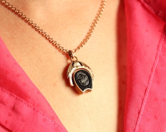 Victorian Spinner Horseshoe Pendant, Onyx Cameo Pendant, Antique Pocket Watch Fob Swivel, Lucky Charm Necklace