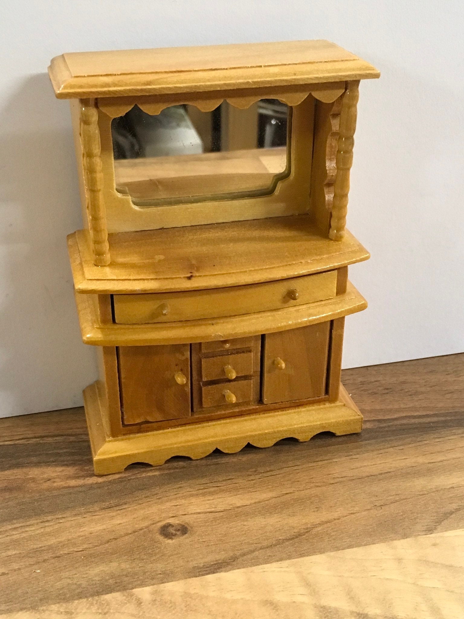 pine dolls house