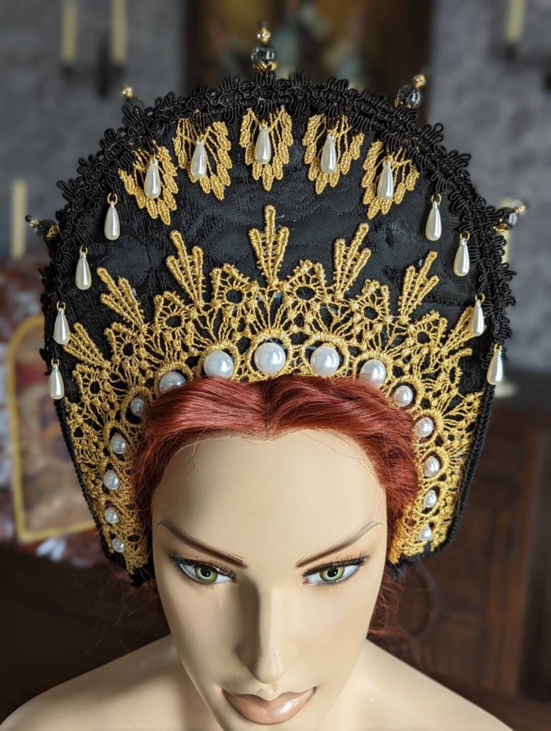 tudor headpiece
