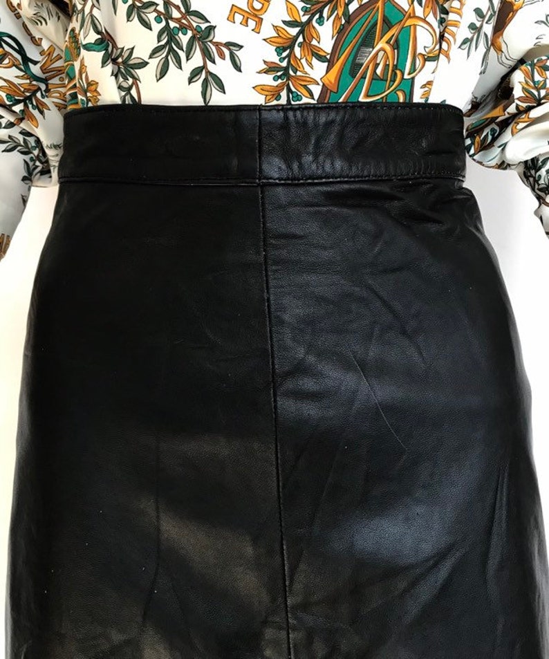 80/'s high waist leather skirt