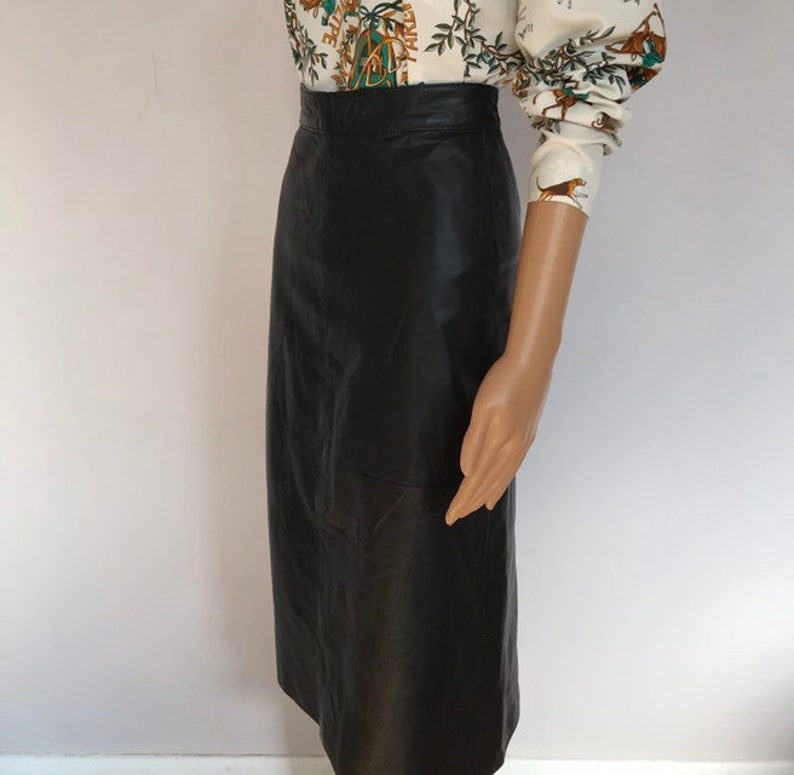 80/'s high waist leather skirt