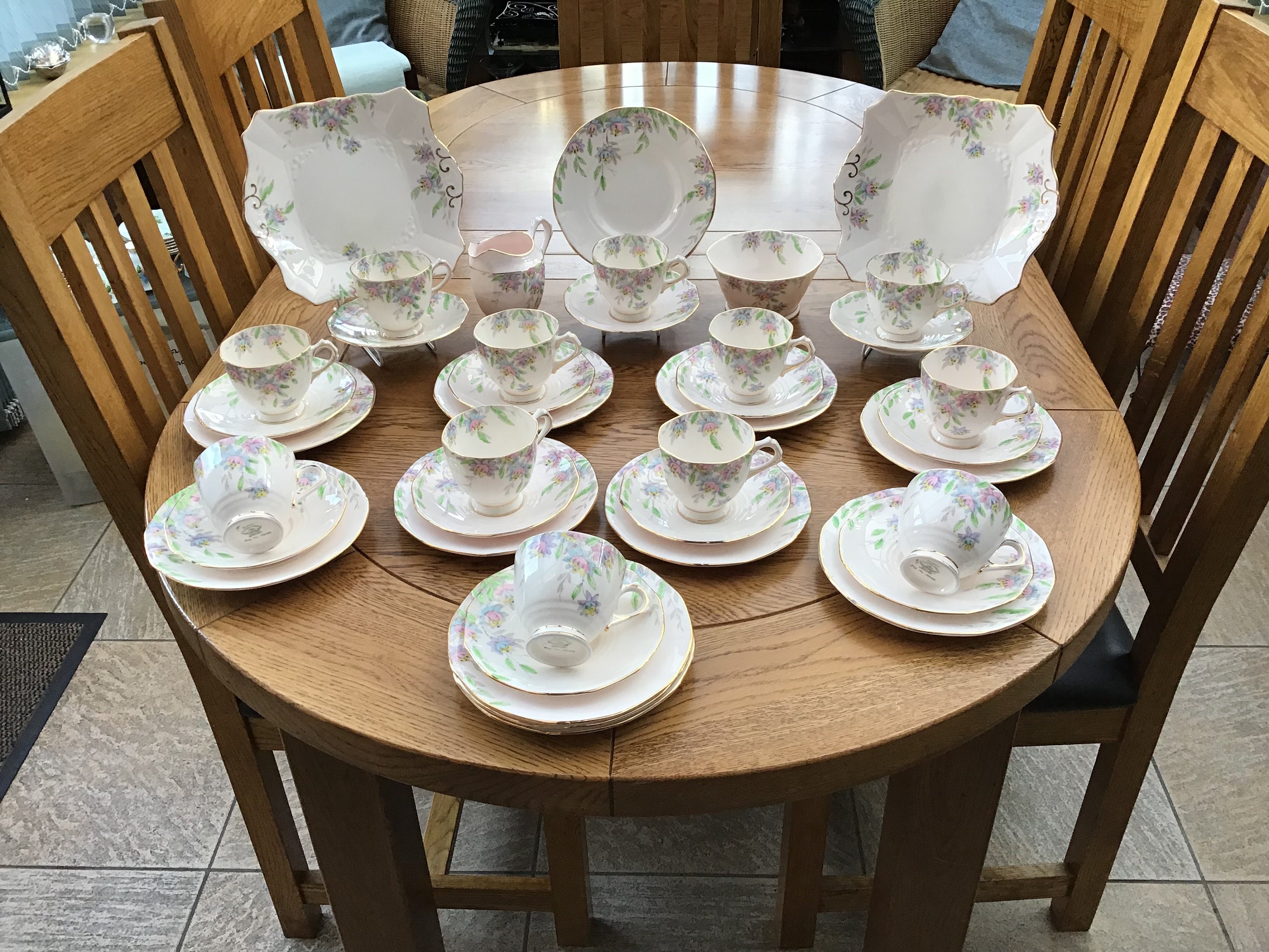 Image of 1920’S 12 Place Setting