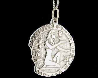 Sterling Silver Ancient Egypt Pharaoh Design Disc Pendant with 18" Silver Chain Neckalce