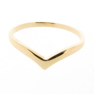 Solider 9 Karat Gelbgold Wishbone Ring, minimalistischer V-förmiger Ring, schmale Stapelring für Frauen, britisches Symbol der Liebe und viel Glück
