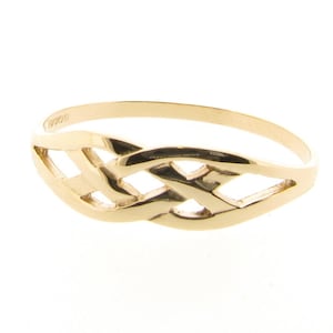 Ladies Celtic Ring Solid 9ct Yellow Gold, Irish Celtic Infinity Knot Design, Womens UK Sizes E to T USA Sizes 4.5 to 9.5, British Hallmarked