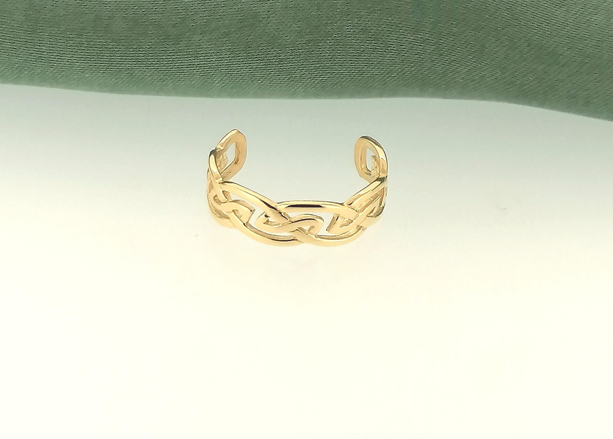 10k Gold Double Swish Outline Ring - Dainty Open Design Minimalist Jewelry