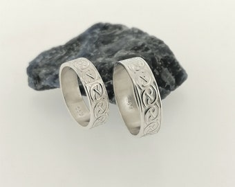 Sterling Silver Celtic Love Knot Ring - Infinity Knot Band For Women & Men