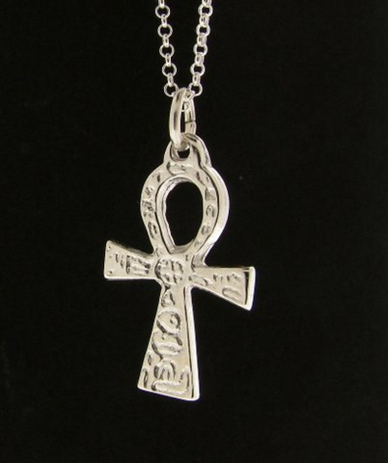 Sterling Silver Engraved Ankh Cross Pendant /& Chain Necklace Spiritual Symbol