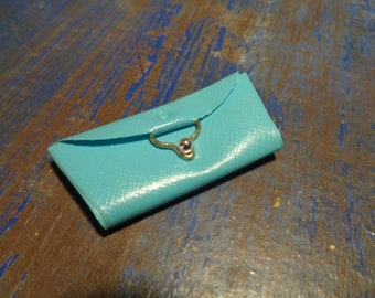 Barbie pack Years 1960  An adorable blue purse for your Barbie!/ RARE!