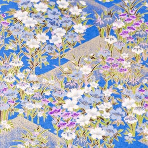 Papier origami - papier washi - papier Yuzen - papier Chiyogami - différents formats - iris violets et bleus sur bleu roi 0405