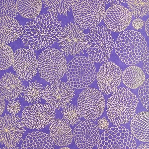Origami Papier - Washi Papier - Yuzen Papier - Chiyogami Papier - Verschiedene Packungsgrößen - Große goldene Chrysanthemen auf Lila - #0902