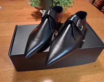 London Retro Footwear