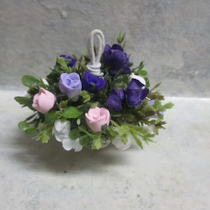 Miniature doll/dollhouse floral/rose hanging basket/2 1/2&quot;long/lavender/pink/white/purple roses/white pot and hanger