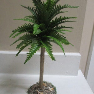 Miniature BEACH/Tropical doll/dollhouse/Diorama 12" handcrafted Palm tree. Real wood trunk/sheels/pebble rock moss on edge