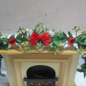 Miniature Valentine 6&quot;w Fireplace swag/ Red jewel hearts/Bow/Babys breathe/red polymer roses/2&quot; drap on sides