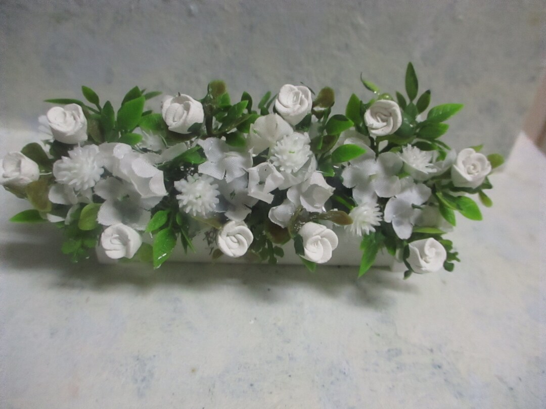 Miniature Dollhouse Window Box/ Polymer Roses & Silk Carnations - Etsy