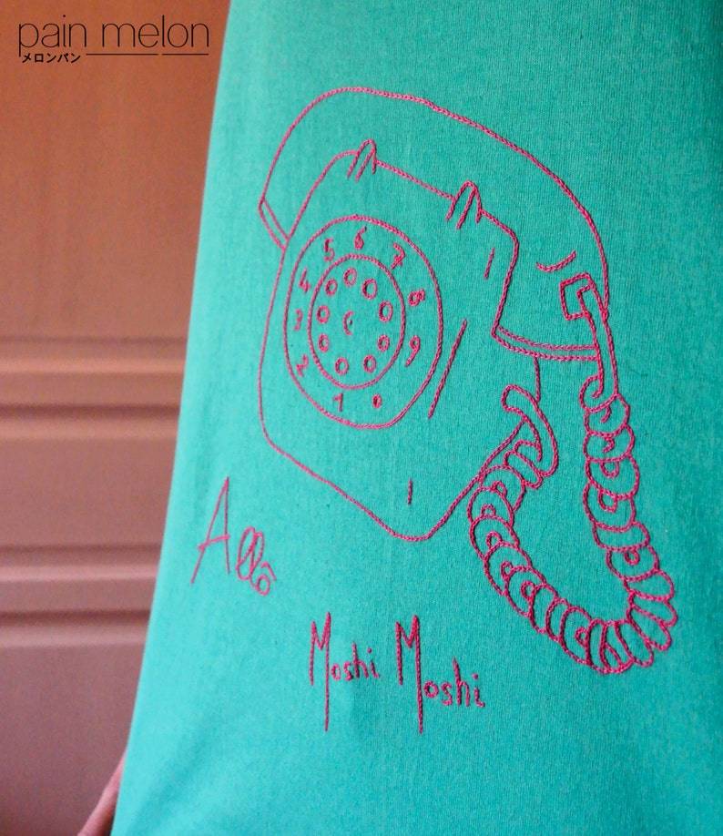 embroidered sweat Moshi Moshi