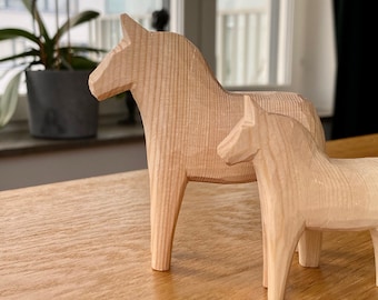DIY Dala Horse Wood Set, Unfinished Blank - Paint Your Own Dalapferd, Swedish Craft Kit, Unpainted Wooden Figurine
