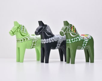 Dala horse Sweden, Horse figurine, Dalapferd, Green horse figurine, Dalecarlian horse, Schweden, Dala Pferd, Swedish folk art, Wooden horse