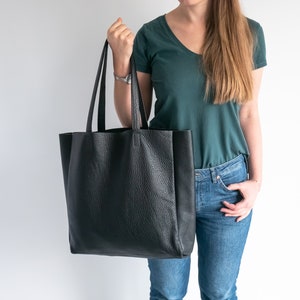 Große schwarze Schultertasche, schwarze Ledertasche, Tote Bag, Einkaufstasche, Arbeitstasche, Alltagstasche, Laptoptasche, Leder Geldbörse