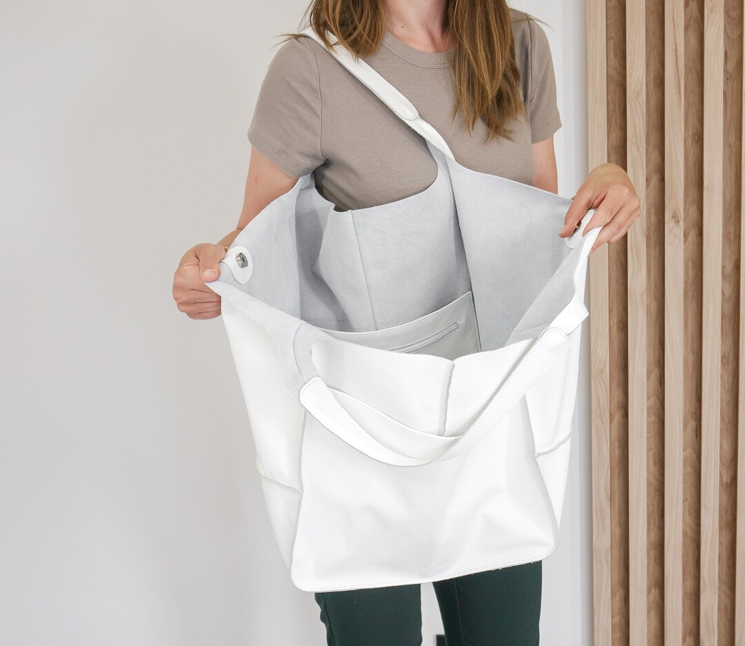 [FOTTSFOTTS] / ☆ 24SS HOBO BAG / BIG / IVORY FOTTSFOTTS : 24SS / HOBO BAG BIG (2COLORS) (FOTTSFOTTS