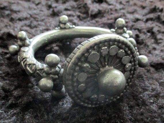Ancient upper arm bracelet from Yemen