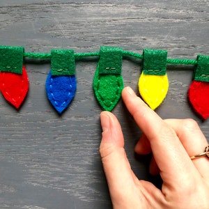 Felt Christmas Light Bulb Garland: Holiday Home Decor