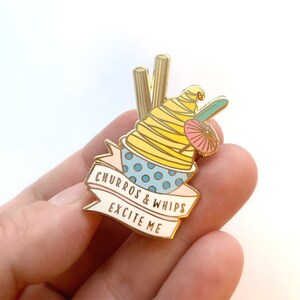 Churros en zwepen Excite me Dole zweep harde glazuur PIN
