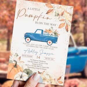 EDITIERBAR Ein kleiner Kürbis ist auf dem Weg Babypartyeinladung, Set, Herbst, Herbst, bedruckbar, blauer LKW, Laub, Junge, Vorlage, DIGITAL