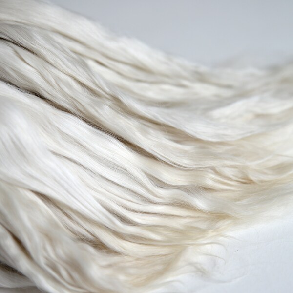 Suri Alpaca: Combed doll hair,white, 8"- 12",  (22-30 cm)/  Doll wig /Reroot/ Blythe/ BJD/ Waldorf