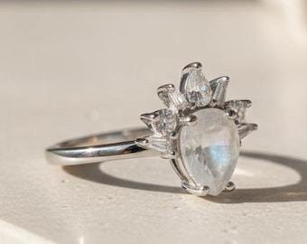 Pear Moonstone Halo Ring, 925 Sterling Silver Crown-Style Gemstone Ring, June Birthstone Gift