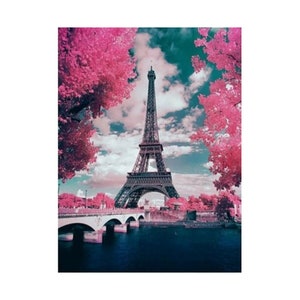Paris Eiffel Tower Diamond Painting Kit: 5D DIY Mosaic (30x40cm)