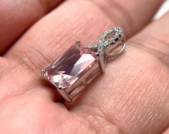 Morganite Champagne Gemstone Jewelry Women Silver Necklace Pendant Free Ship Morganite Champagne Gemstone Jewelry Women Silver Necklace Pendant Free Ship