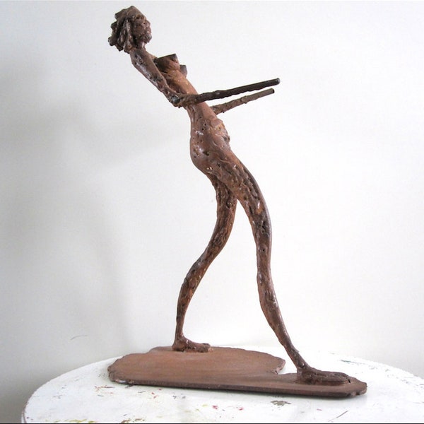 GIACOMETTI-stijl metalen sculptuur van een staande naakte vrouw 1970, Sculpture en métal de femme nue debout dans le style de Alberto Giacometti