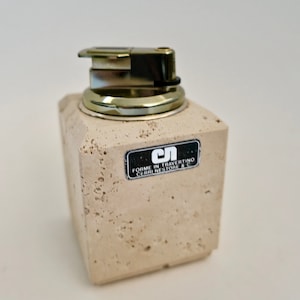 CERRI NESTORE Travertine lighter 1970s Italy, Fratelli Mannelli style travertine lighter, Briquet en travertin, Modern Chic italian style