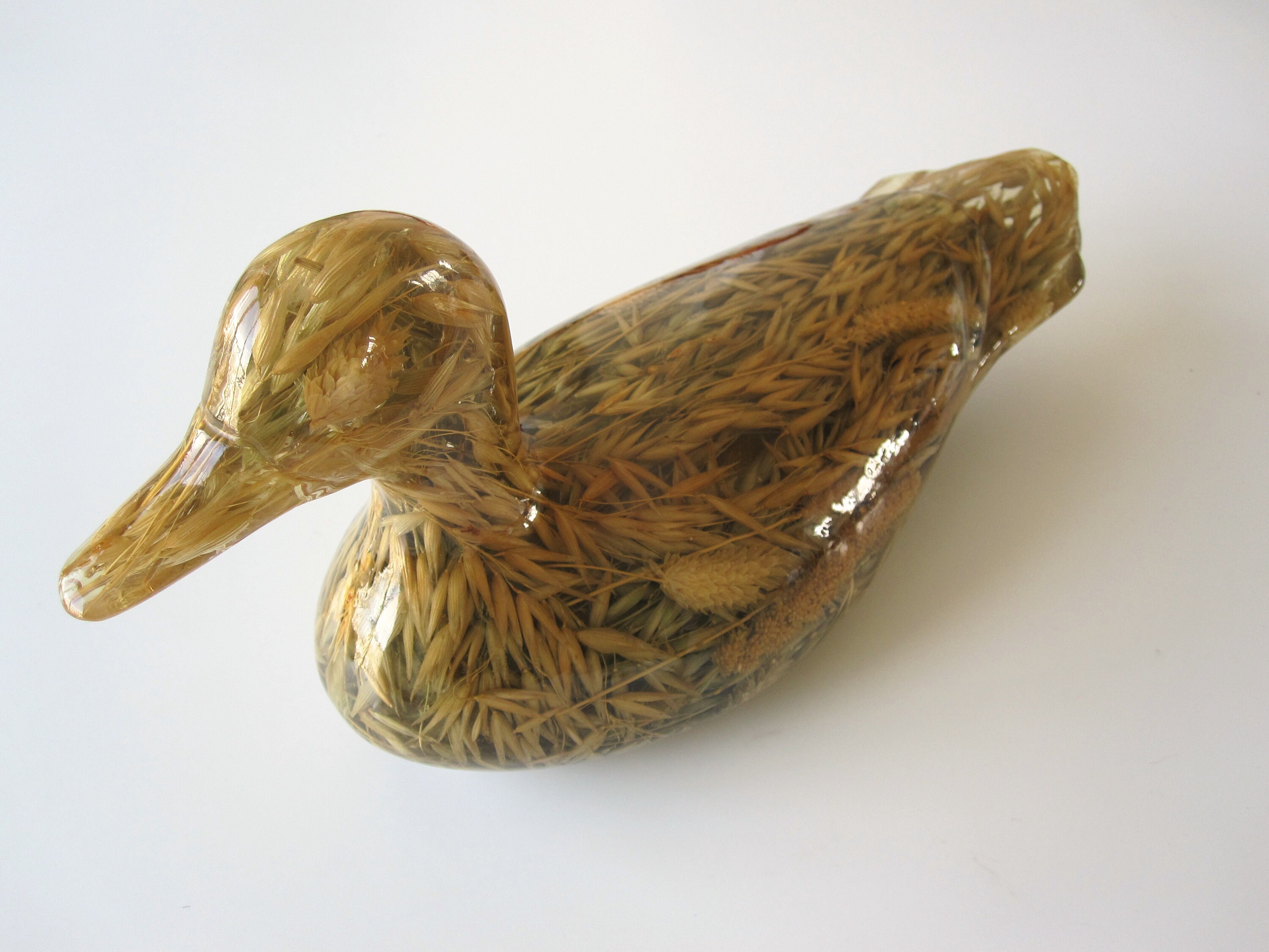 Riccardo Marzi Canard Vintage en Résine avec Inclusion d'épis de Blé Dans Le Goût Pierre Giraudon