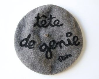 BEN VAUTIER Vintage wool beret meaning " Head of genius " France, Béret 100% laine " Tête de génie " de Ben