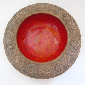 Decorative studio pottery pin tray signed 1974, Vide poche de poterie de studio en grès émaillée daté 74 et signé era Pieter Groeneveldt
